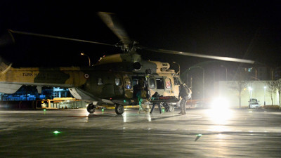 Dağda mahsur kalan 4 kişi kurtarıldı