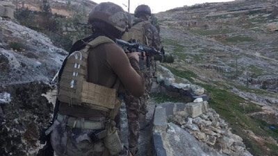 Özel harekat mağara bastı gördükleri şok etti. Operasyona 200 polis katıldı