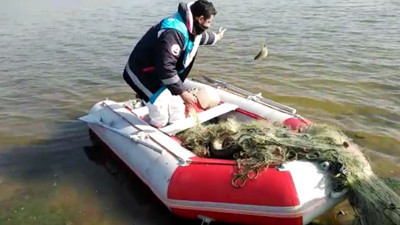 2 ton canlı balık suya bırakıldı