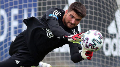 Beşiktaşlı kaleci Ersin Destanoğlu, en iyi genç yetenekler 11'ine seçildi