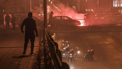 Atina sokakları savaş alanına döndü