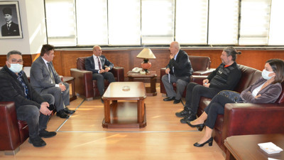 İzmir Büyükşehir Belediye Başkanı Tunç Soyer'den YENİÇAĞ'a ziyaret