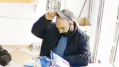 Çaldığı eşyaları kargolayıp uçakla teslim alıyordu