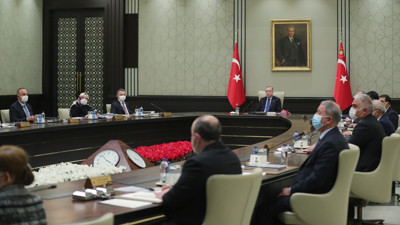 Kafe ve restoranlar kapanacak mı? Esnafın gözü kabine toplantısında. Erdoğan hangi kararları açıklayacak?