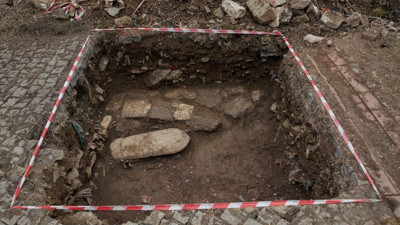 Eyüpsultan'da heyecanlandıran keşif. Kaldırım kazıldıkça tarih fışkırdı