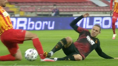 Herkes gördü sadece Kayserili bir yönetici ile hakemler görmedi. İşte Kayseri Başkanı Berna Hanım’ı isyan ettiren bilek kırma hareketi