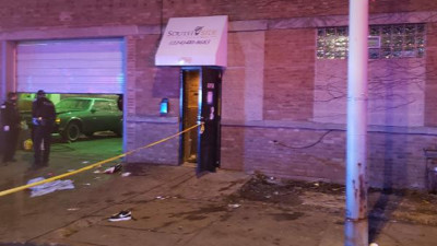 Partide kurşun sesleri. Art arda yıkıldılar