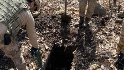 Teröristlerin sığınakları yok edildi