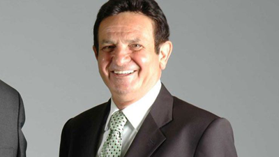 Merkez Hakem Komitesi Eski Başkanı Bülent Yavuz vefat etti. Türk sporunun acı kaybı