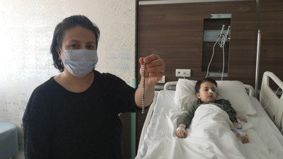 Çocukların hayatını riske atan büyük tehlike. Anne ve babalar dikkat çok önemli. Artış başladı, ince bağırsakları birbirine yapıştırıyor