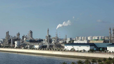 Dünya devi düştü diye açıkladı. Petrol piyasası şokta