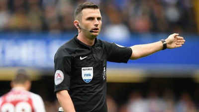 Türkiye-Hollanda maçını Michael Oliver yönetecek