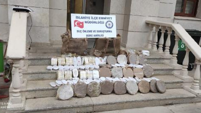 Gaziantep'te 53 kilo esrar ele geçirildi