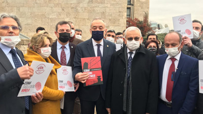 İYİ Parti çek mağduru esnafı dinledi