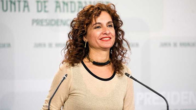 İspanya, İngiltere'ye uyguladığı seyahat kısıtlamalarını kaldırdı