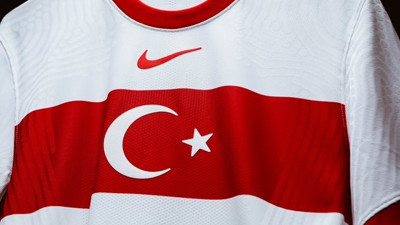 İki yıldız Milli Takım kadrosundan çıkarıldı. Türkiye Futbol Federasyonu açıkladı