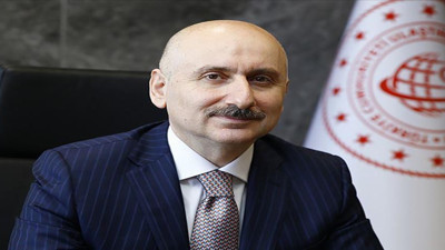 Karaismailoğlu'dan Süveyş Kanalı açıklaması