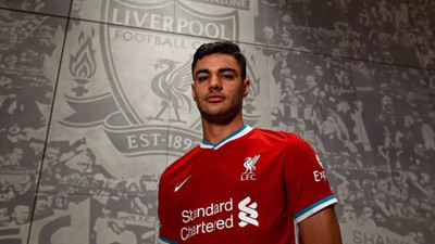 Liverpool Ozan Kabak kararını verdi