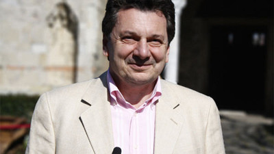 Vedat Milor’un pudra şekeri mesajını 363 bin kişi beğendi bir mesaj daha attı ortalık bu sefer karıştı