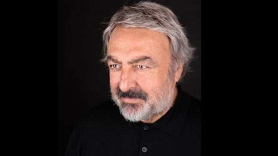 Usta tiyatrocu hayatını kaybetti