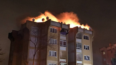 Sonunda yaktı itfaiyeyi aradı. Komşularına defalarca söylemiş