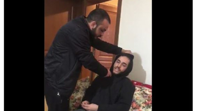 Sevgilisinin eve dönmesi için arkadaşının boğazına bıçak dayadı. Kadın sözleşmesinden çekilindi olaylar zirve yaptı. Kim durduracak bu adamları