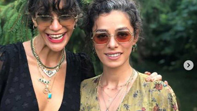 Özge Özpirinçci’nin evine polis baskını. Ünlü oyuncudan açıklama geldi