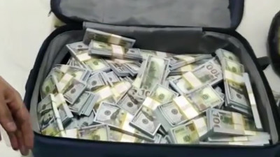 İstanbul'da büyük operasyon! Valiz valiz dolar ele geçirildi