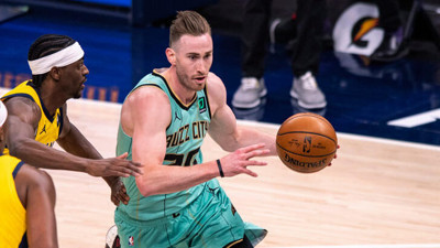 Gordon Hayward en az 1 ay yok