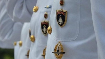 Bildiri yayınlayan amirallere gözaltı