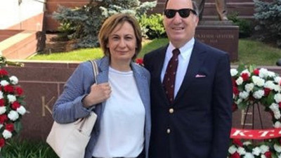 Emekli Amiral Cem Gürdeniz’in eşinden sürekli çıktığı TV kanalına büyük tepki. Yazıklar olsun siz ne hale gelmişsiniz