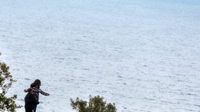 Antalya'daki falezlerde tehlikeli 'Titanic' romantizmi