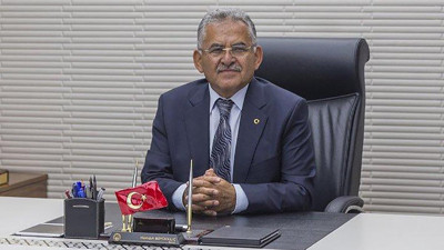 Kayseri Büyükşehir Belediye Başkanı Büyükkılıç koronaya yakalandı