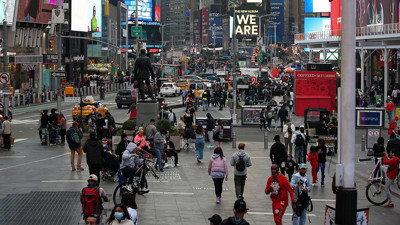 ABD'de koronadan can kaybı 556 bin 548'e çıktı