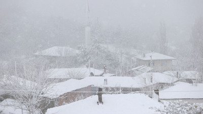 Kar Edirne'den giriş yaptı. Vatandaşlar acil koduyla uyarıldı