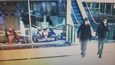 Esenyurt'taki otomobil hırsızları yakalandı