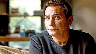 Diyabet hastası ünlü televizyoncu Armağan Çağlayan isyan etti. Bazı diyabetliler aşı oluyor bize neden aşı çıkmıyor