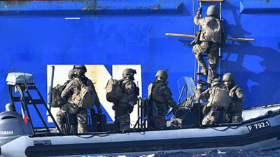 Türk gemisine Libya'da baskın yaptılar. Önce Almanlar şimdi de Fransızlar