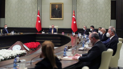 Yeni kısıtlamalar geliyor. Kabinenin önündeki en önemli seçenek dinlendirme formülü. Dinlendirme ne içeriyor