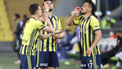 Fenerbahçe vazgeçmiyor