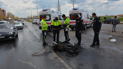 Şanlıurfa'da kamyon ve motosiklet çarpıştı: 2 çocuk yaralandı