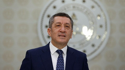 Öğretmenler ve okul çalışanları da aşı randevularına dahil edildi