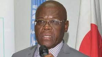 Başbakan Joseph Jouthe istifa etti