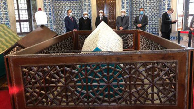 Hürrem Sultan mezarı başında anıldı (15 Nisan 2021)