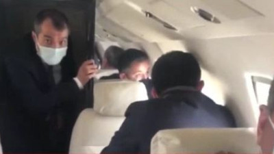 Bakan Bekir Pakdemirli'nin uçağının içinden ilk görüntüler. Motor arıza yaptı