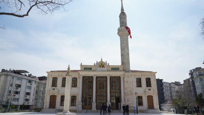 Teşvikiye Camii cuma namazı ile yeniden ibadete açıldı