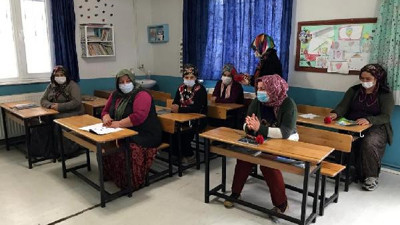 Pandemide sınıfları kadınlar doldurdu
