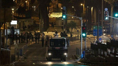 İsrail Filistinlilere yine saldırdı