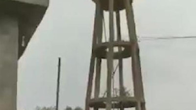 Şanlıurfa'da 30 metrelik su deposu 15 saniyede yıkıldı