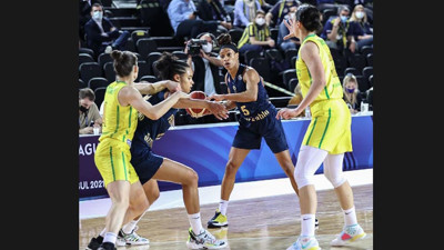 Fenerbahçe Öznur Kablo Euroleague'de üçüncü oldu